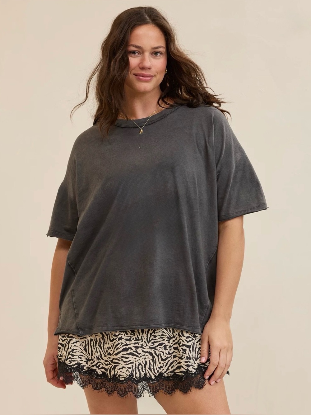 Aerie Oversized Boyfriend Crewneck Tee in Gray